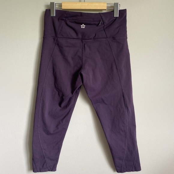 Tuff Athletics Women's Plum Yoga Capri Leggings Size Medium Athletic Pants - Picture 4 of 13